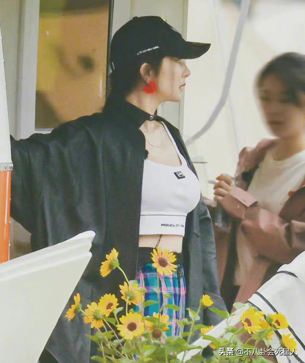 杨颖杨幂倪妮周冬雨邓超黄晓明,杨幂的细腰图片