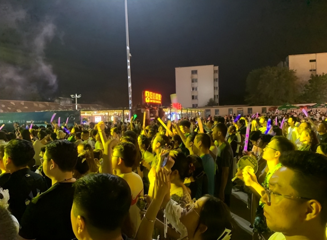 坊茨小镇音乐节开幕,坊子区坊茨小镇音乐节