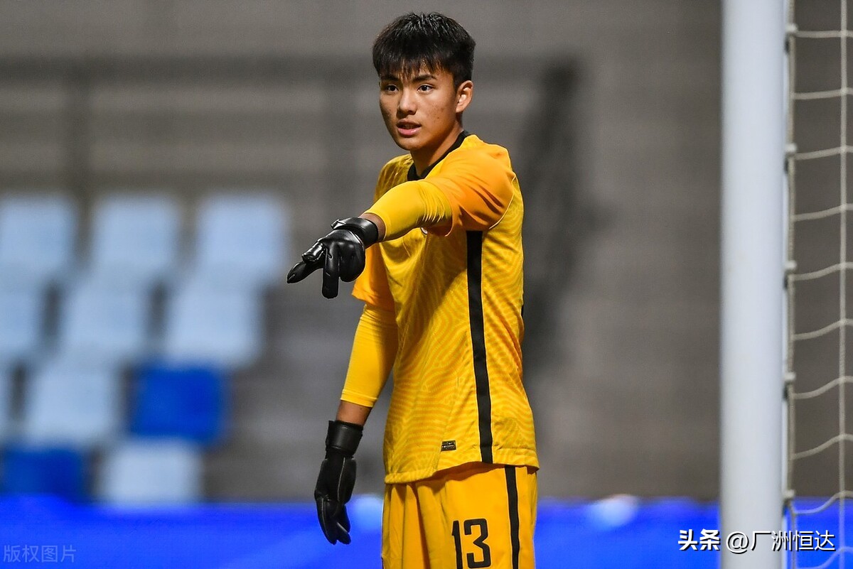 00后国足新星试训,天赋异禀的中国球员