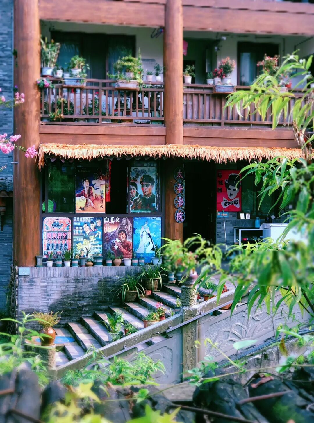 避暑旅游景点看山看水,清凉避暑好去处雪溪洞一日游