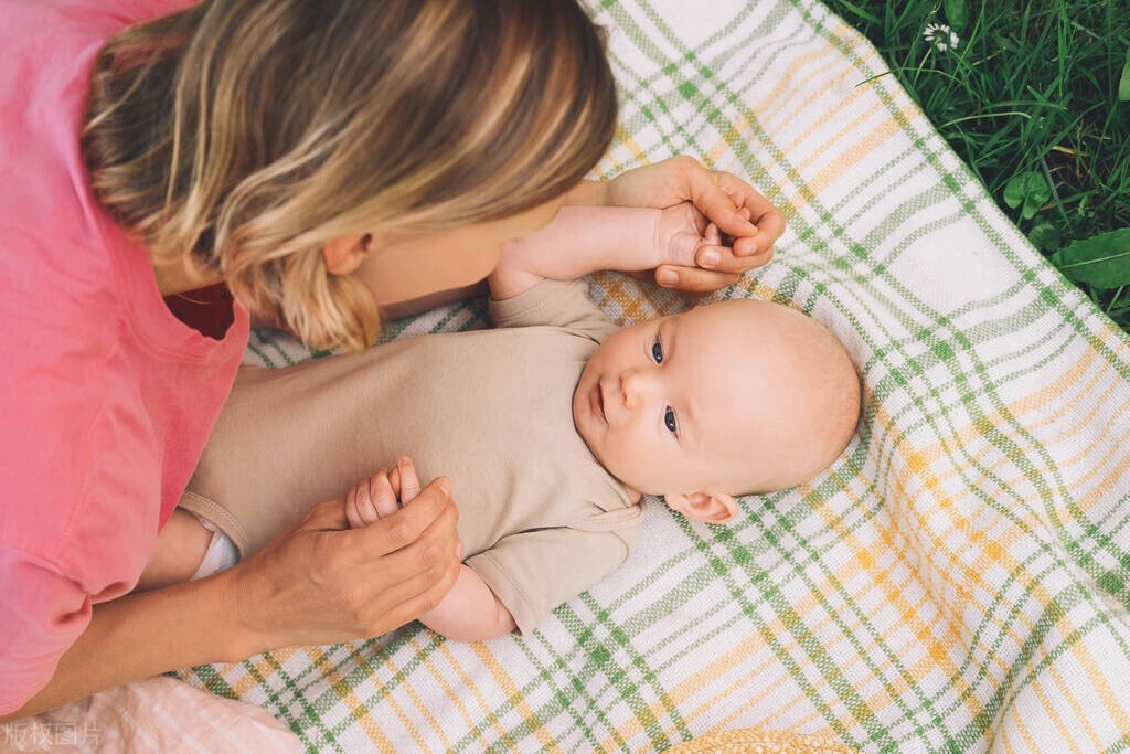 夫妻两个人观点不一样怎么办,夫妻双方想法不一样是三观不同吗