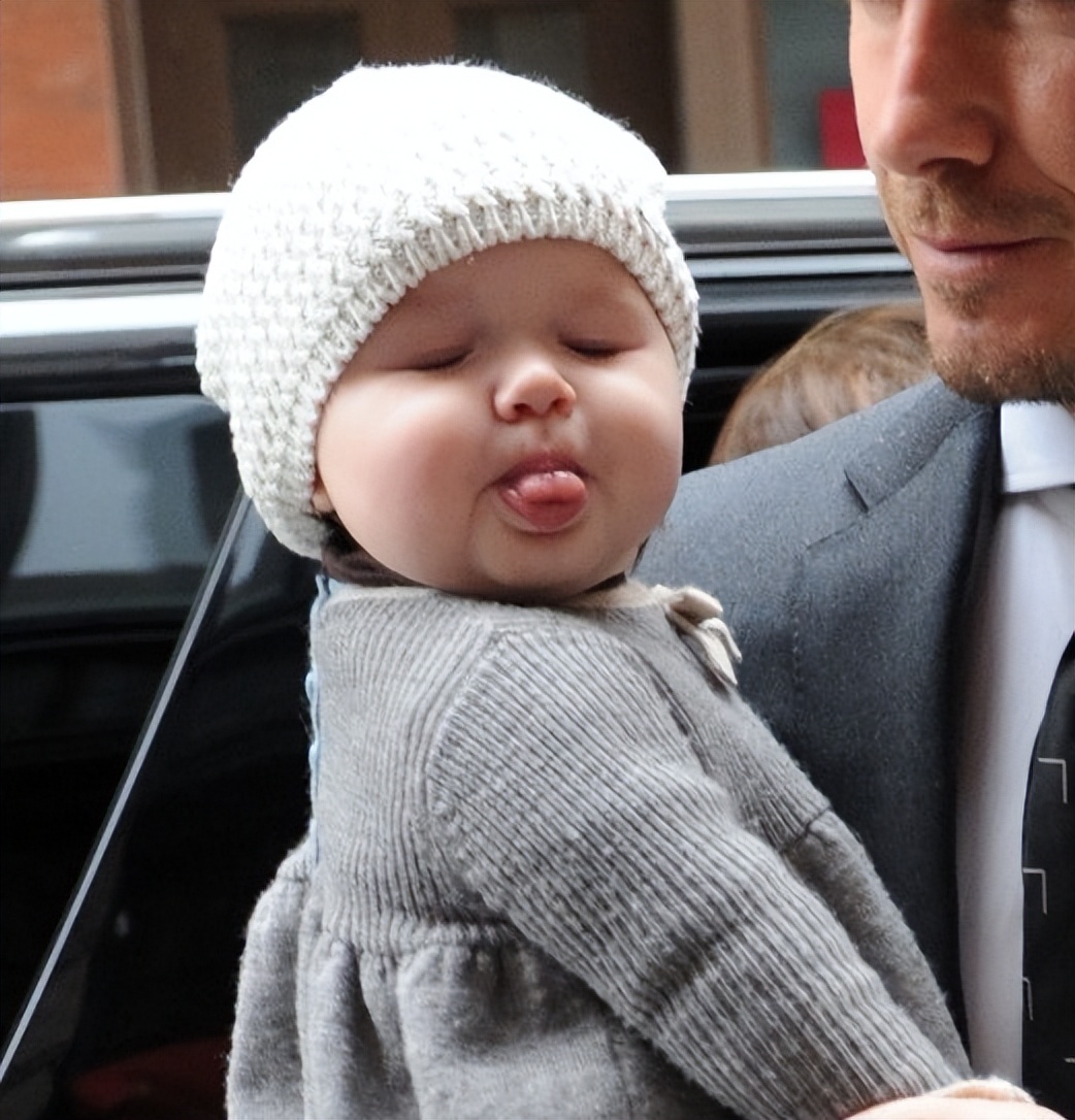 贝克汉姆小七长大了的图片,维多利亚贝克汉姆小七薇娅