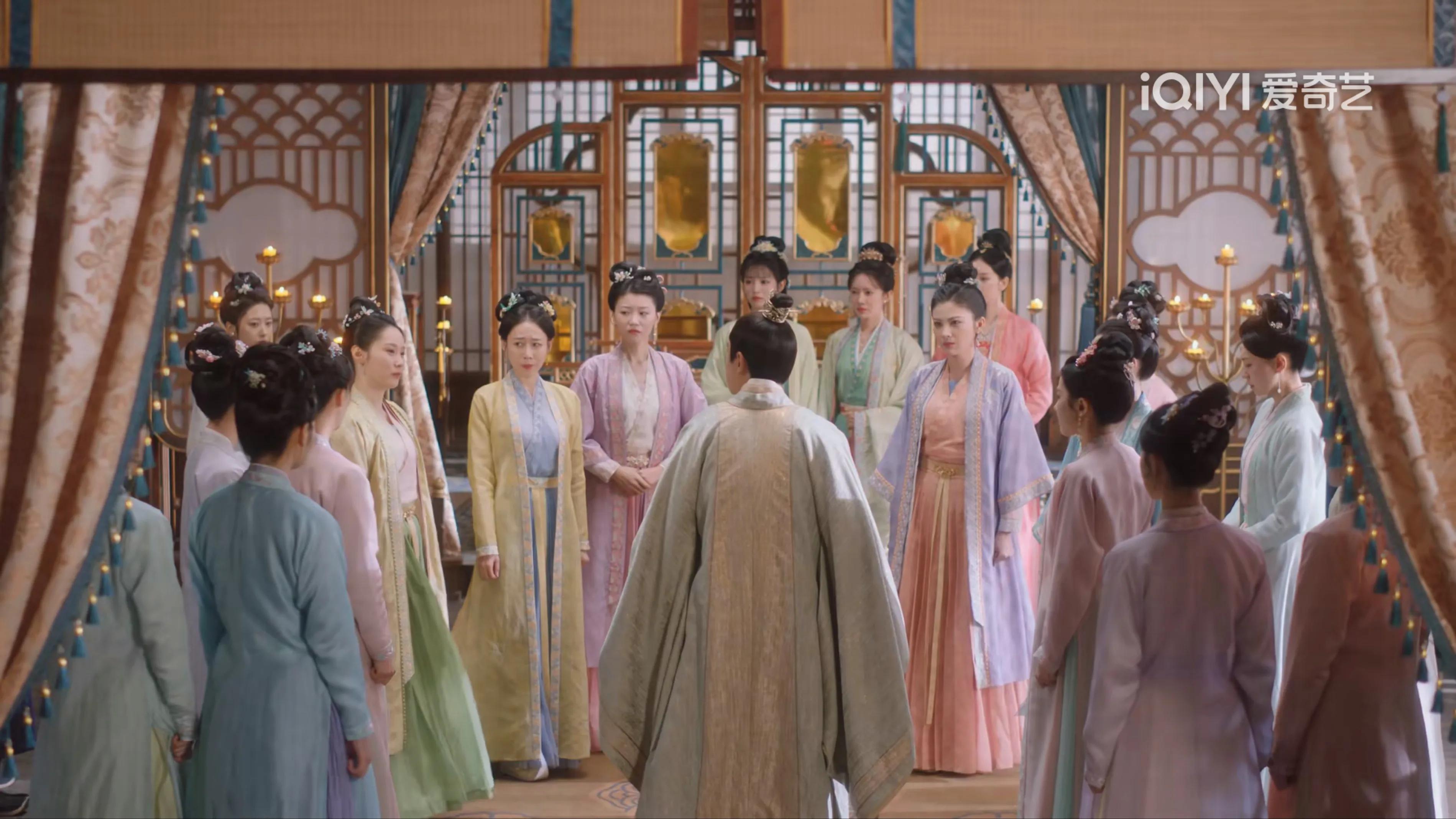 《卿卿日常》节气姑娘的气节，喜剧人设掩饰恶，三少主会有子嗣？