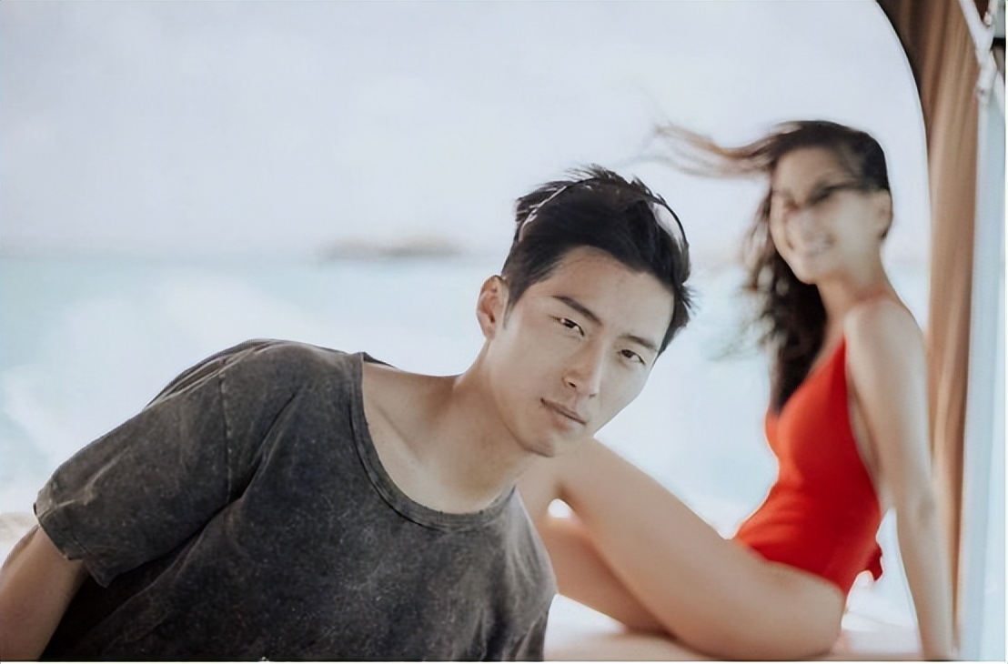 窦骁有多宠爱何超莲,窦骁为什么选择赌王千金