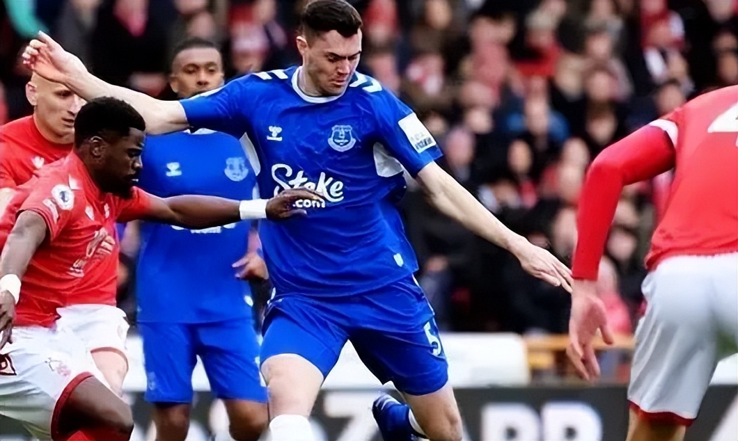 阿森纳有望求购威廉吗,阿森纳有意引进库蒂尼奥