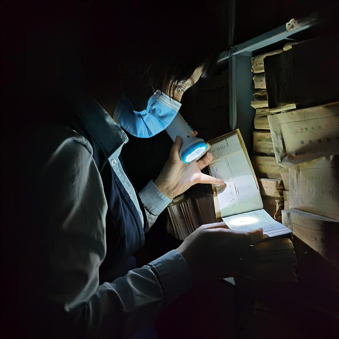 30多年前的存折上面钱还能取出不,20多年前的存折如今取不出来钱