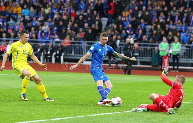 白人与黑人：为什么足球和篮球顶级运动员不同