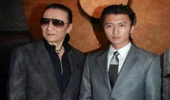 被84岁谢贤养了12年,被谢贤养了12年的coco