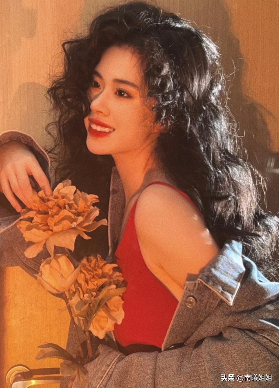 适合细软塌发量少的锁骨卷发,锁骨卷发流行发型减龄