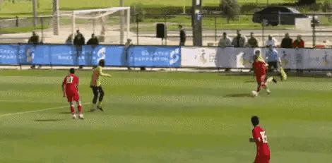 中国足球和世界足球的主要差距,中国足球和世界足球之间的差距