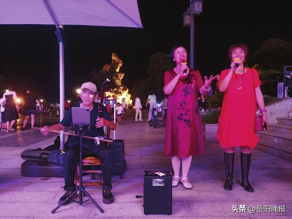 好嗨哟！夜幕下的岳阳