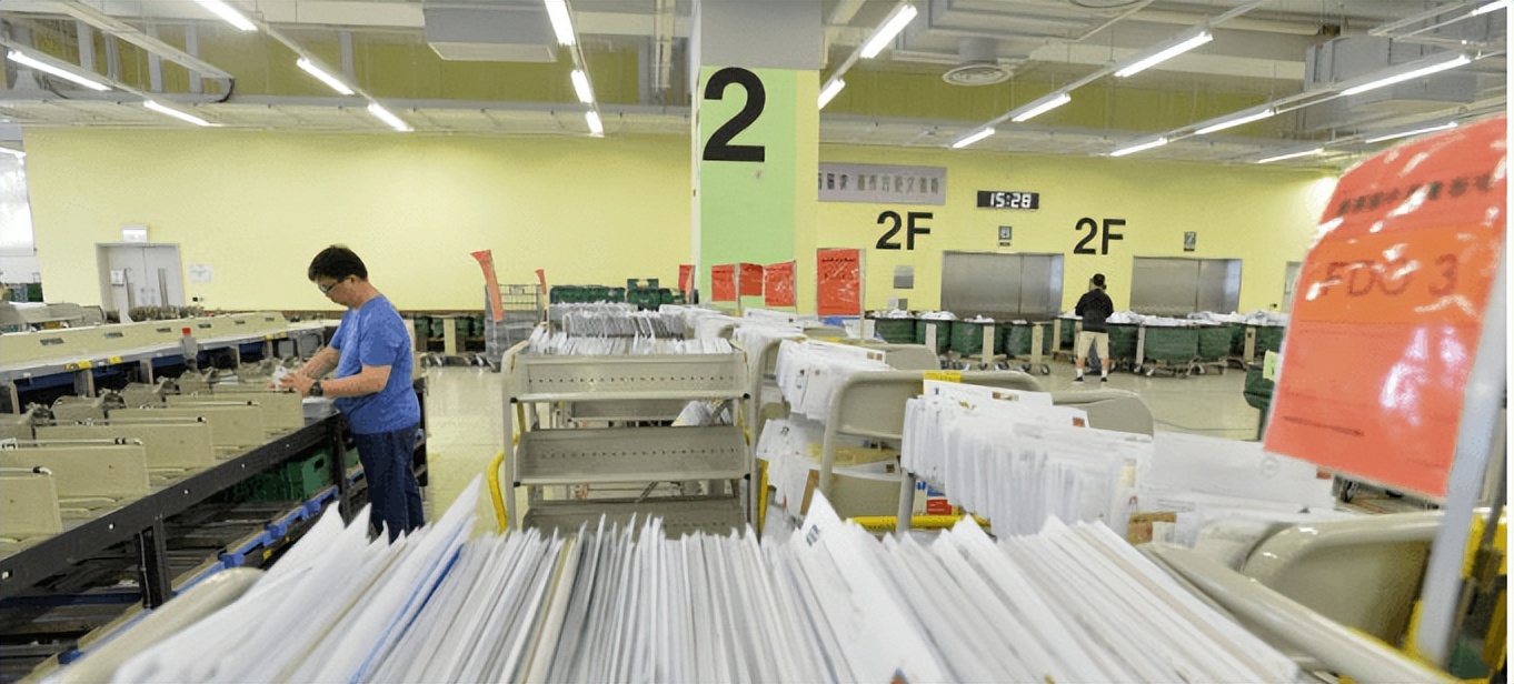 澳华人妈妈圈炸锅！澳邮海运暂停收件，货物卡在海关