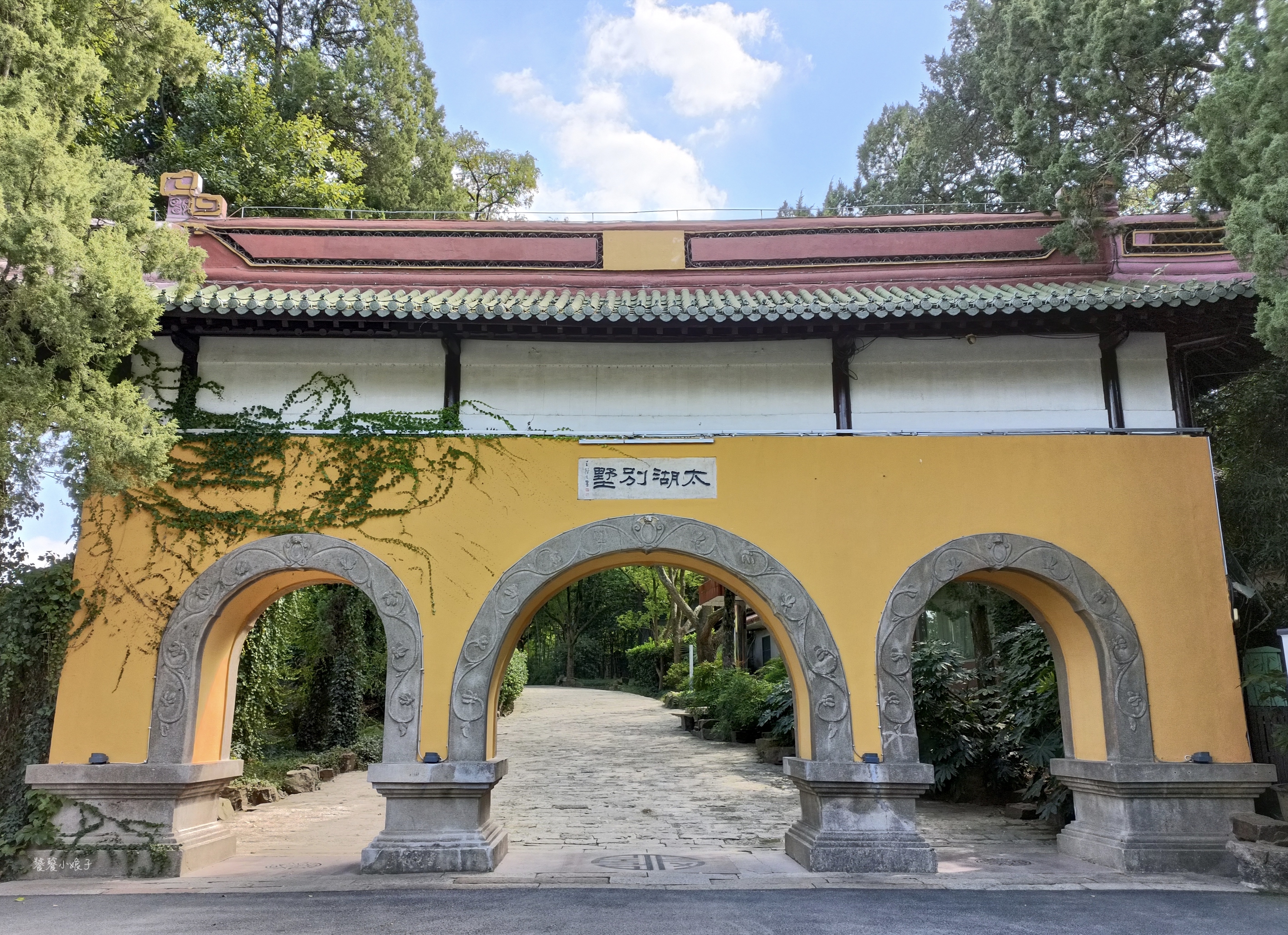 苏州的太湖与无锡太湖连吗,为什么苏州拥有那么大面积的太湖