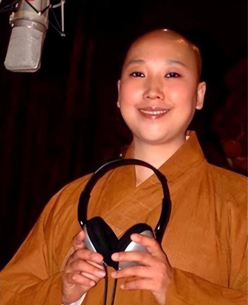 青藏高原七位歌手,青藏高原原唱李娜是出家了吗