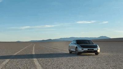 最新太阳能充电汽车,太阳能充电概念车惊艳亮相