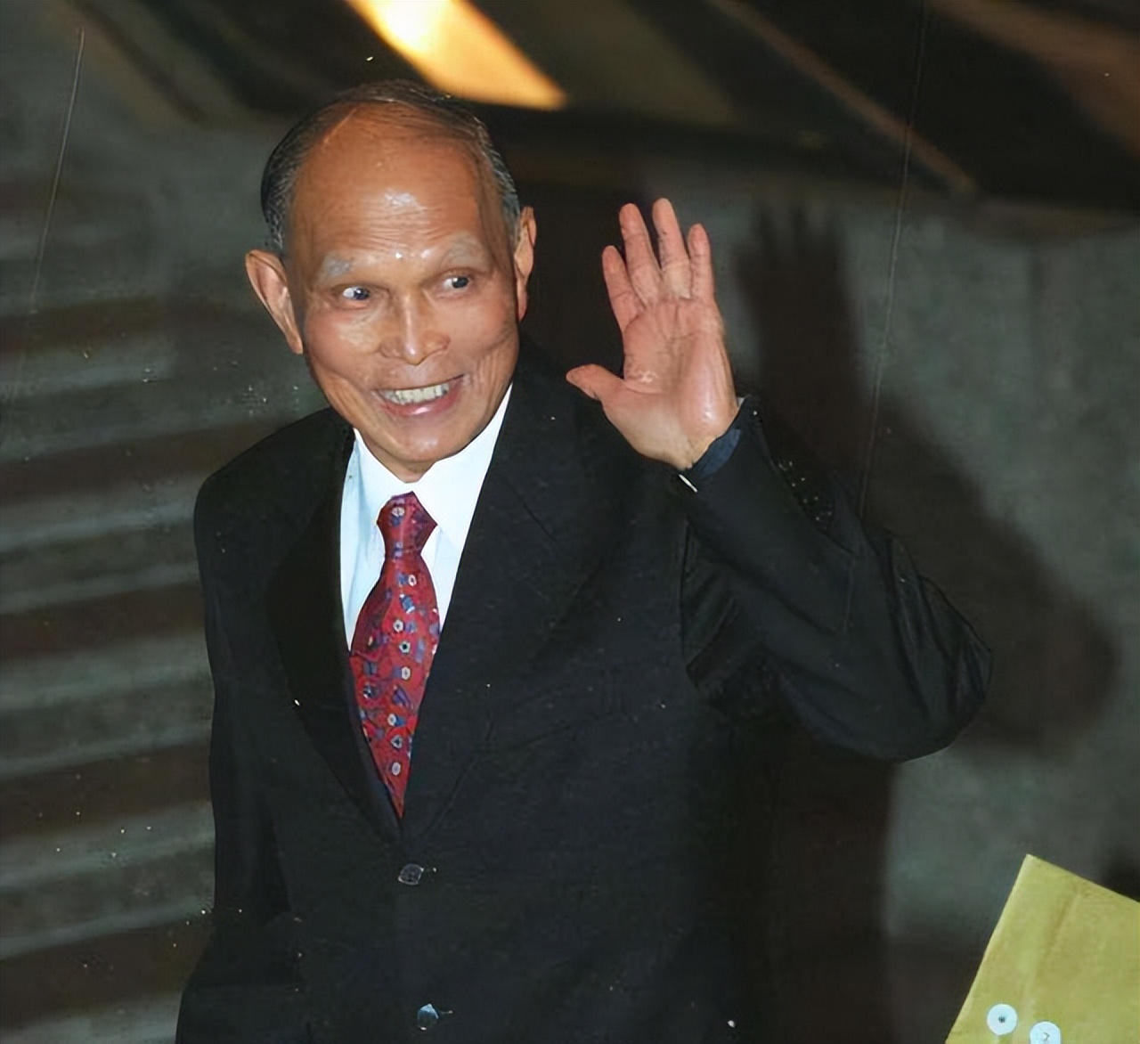 跳水皇后郭晶晶晒全家福,跳水女皇郭晶晶和豪门阔少