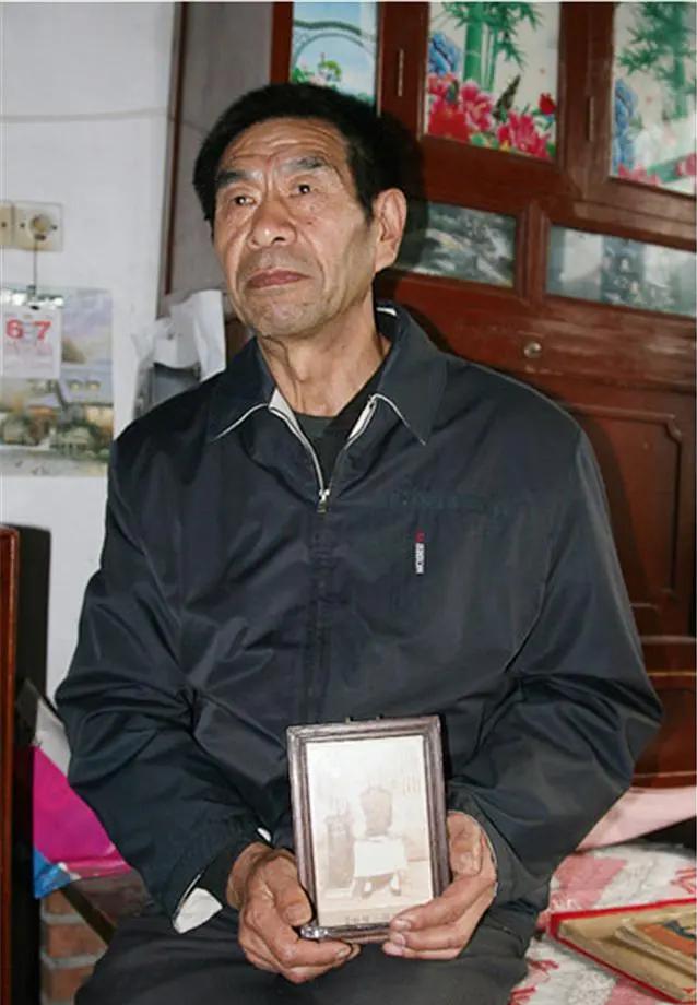 1989年，专家清理霍元甲尸骨时，意外发现霍元甲的真正死因