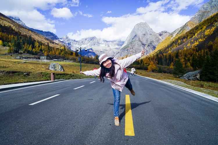 四川旅游攻略十日游自由行四川,4天游适合去哪里旅游四川