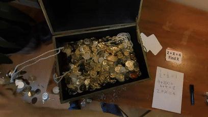 4+4怎么样才能等于四,4+4是不是等于八