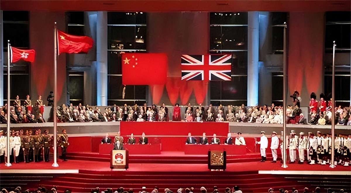 香港回归中英战舰,1997香港回归第一批驻港舰艇