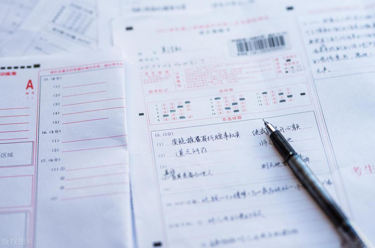 来自校外的中小考“老师”，到底是怎么挣钱的？