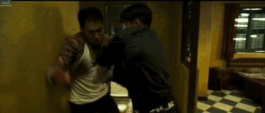 年度大*片爽**来了，拳拳到肉暴打恶人，剧情让人极度舒适