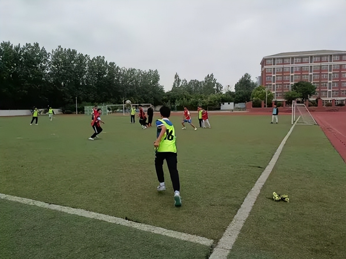 第42中湖畔分校怎么样,第四十二中学运动会