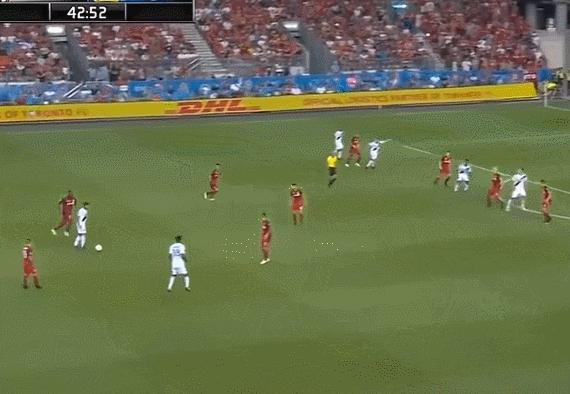 超巨退役现场,足坛超巨退役现场