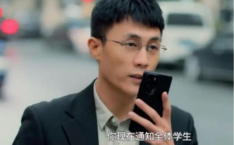 集体打一星，开分2.4，年度恶臭烂剧