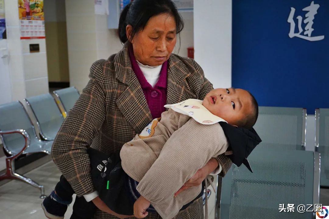 孩子出生缺氧3个多小时才抢救,孩子出生缺氧严重的后果