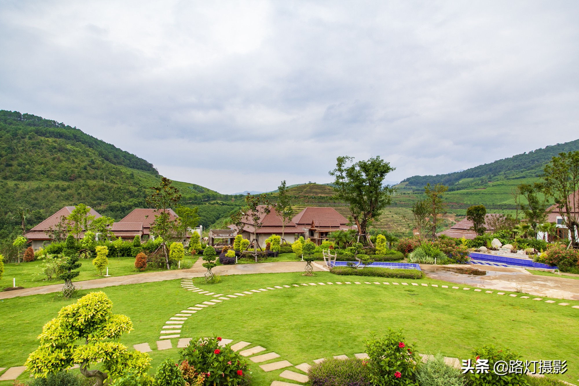 8月避暑适合旅游的地方推荐,8月适合去哪里旅行避暑