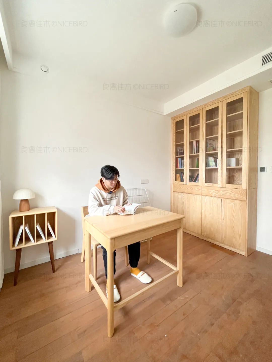 山东又上一分！烟台业主新古典风格客餐厅，樱桃木真的很温润