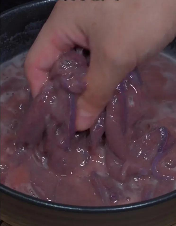 儿童炒猪肝如何做嫩而不腥,炒猪肝怎么炒又嫩又脆还不腥