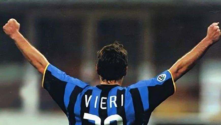 世界足坛史上的三大中锋,足坛十大巨星梅西