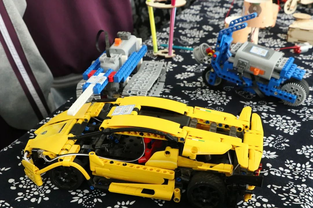 西安雁南小学科技节,西安庆华小学第三届科技节