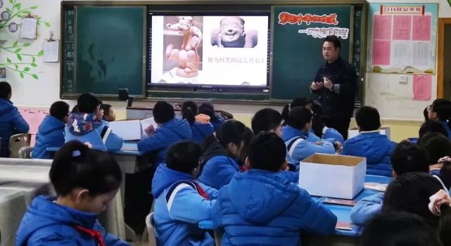 同台竞技大赛,同台竞技展风采的下一句