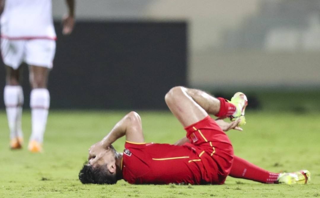 球场上守门员的十大危险受伤,球场上如何避免受伤