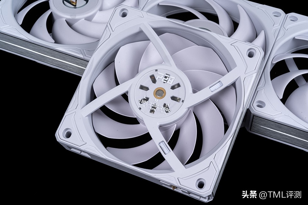 鑱斿姏鏂版P28鎬ц兘椋庢墖,鑱斿姏p28椋庢墖璇勬祴