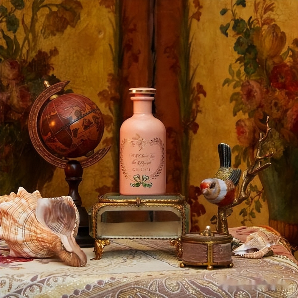 欧洲香水的由来历史故事,世界香水历史最早的国家