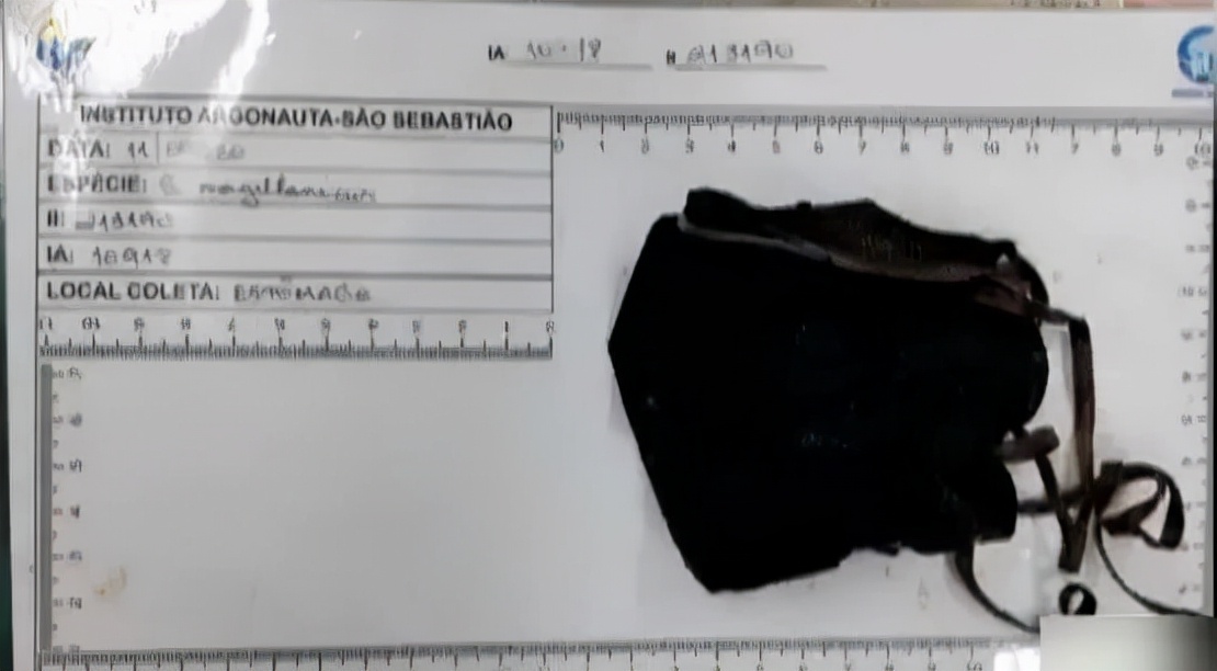 废弃口罩设计,废弃口罩改造成品高颜值