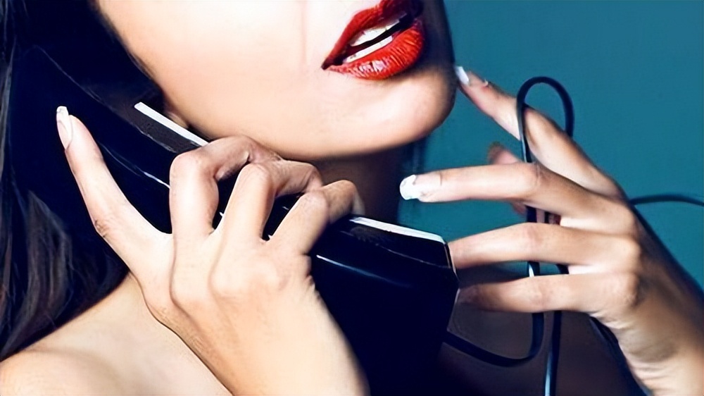 “原味袜子、游戏陪玩”：闲鱼的“灰色交易”，卖出去的是人性