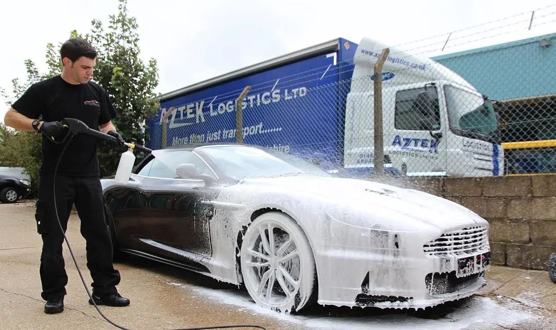 洗车液与去污液有啥区别,洗车液跟沐浴液有什么区别