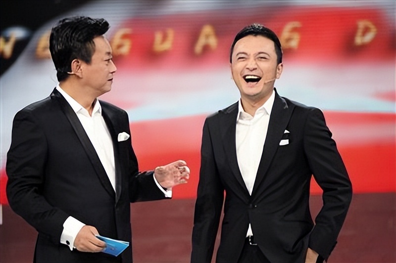 58岁毕福剑离开央视到哪了,离开央视毕福剑现在过得如何