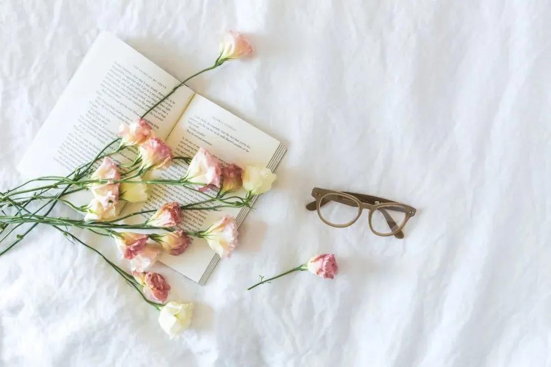 结婚登报选择哪个模板,年轻人流行起“结婚登报”