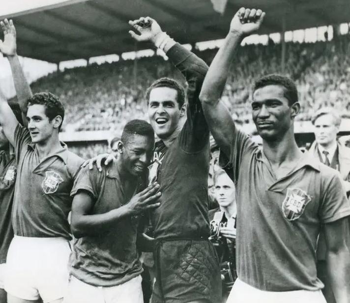 球王贝利唯一的遗憾,球王贝利死还是活