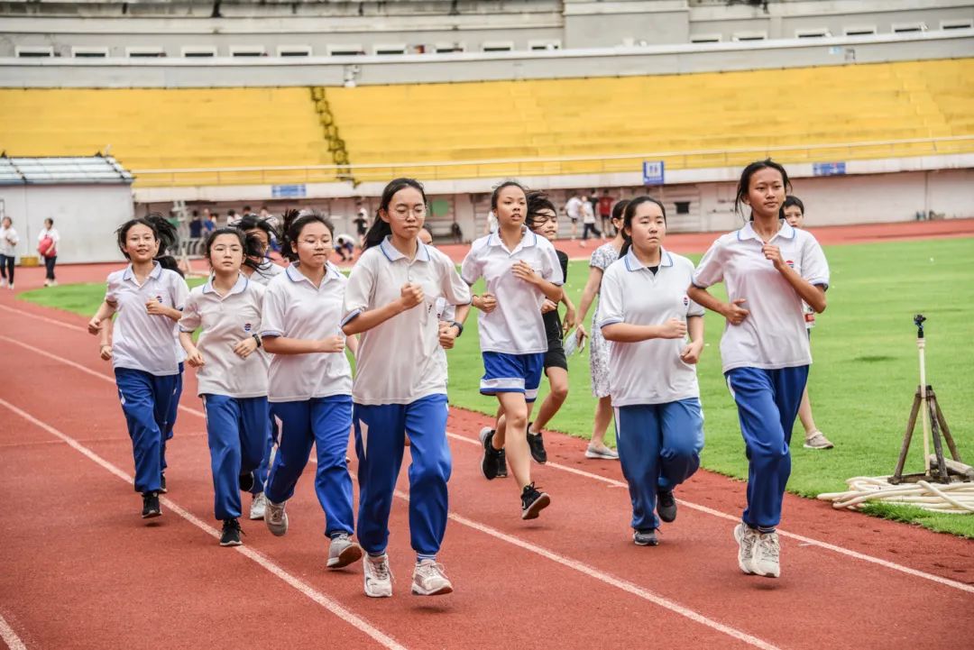 2025湛江中考体育考什么,800米体育考试广东湛江怎么跑