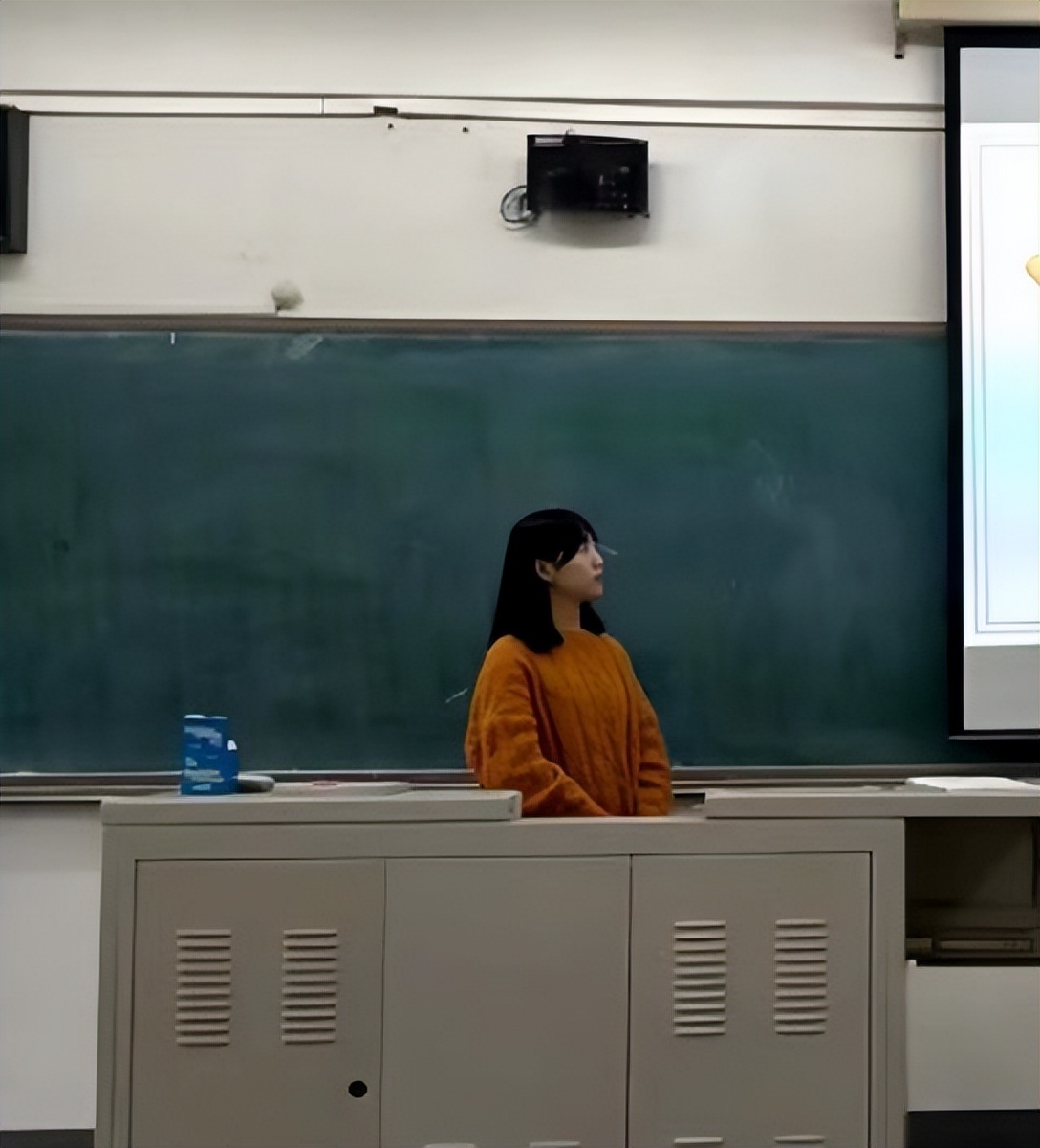 高校寝室风采展,大学生班级风采展示视频30秒