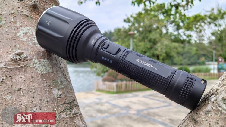 纳丽德p82同级别的手电,纳丽德哪一款远射手电好