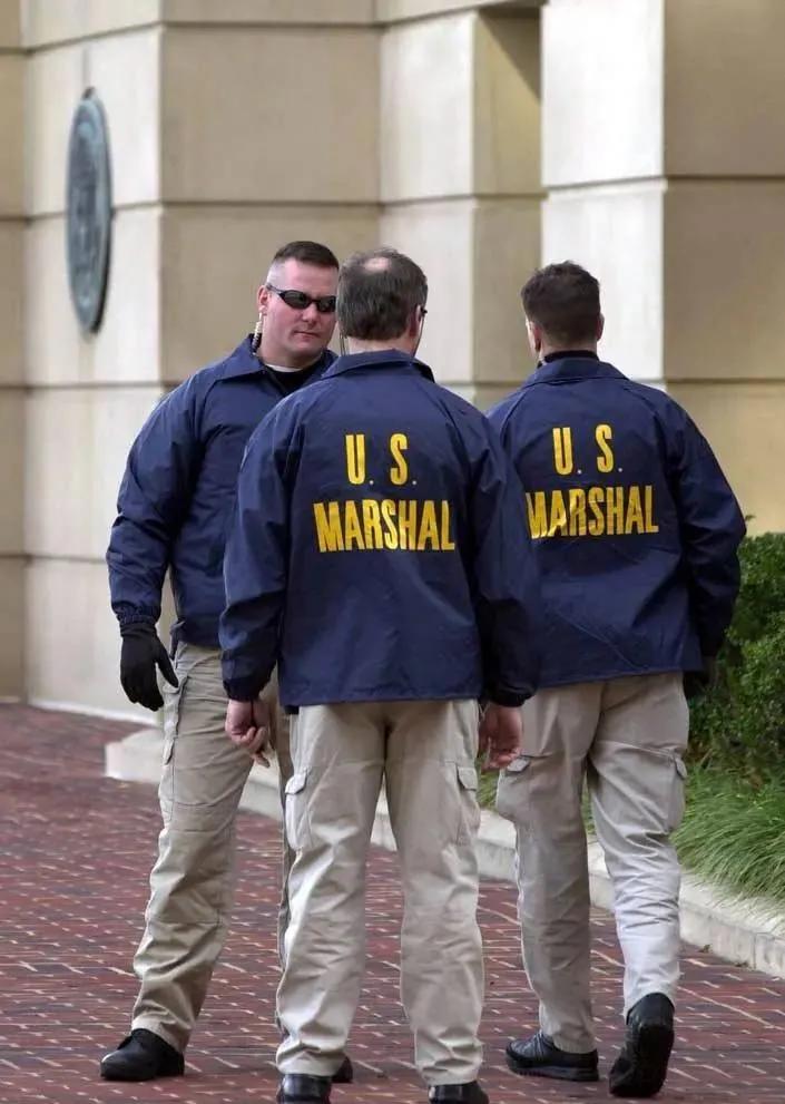 砍双手、割脚筋、杀官员…实名举报=不得好死?