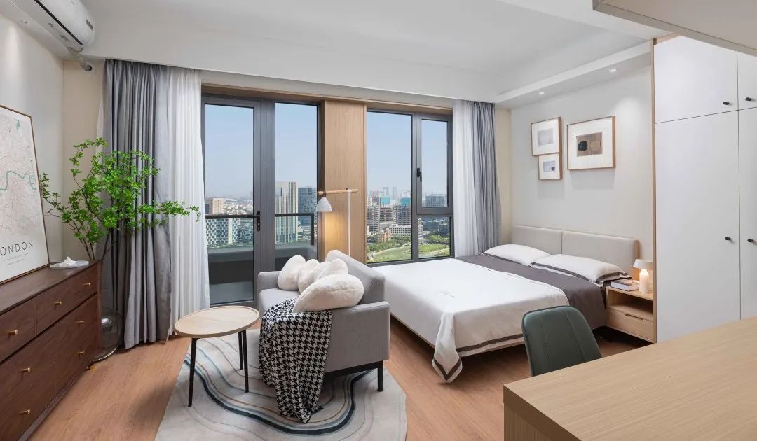 鏃緣鐡村瘬宸ヤ綔,鏃緣鐡村瘬涓婃捣